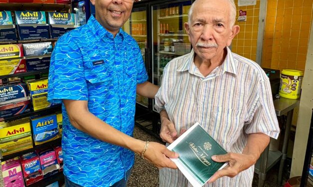 Representante y presidente de la Comisión de Asuntos del Consumidor reconoce la gran aportación de querido empresario arecibeño